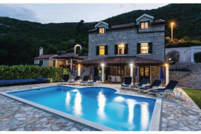 Villa Heart of Stone